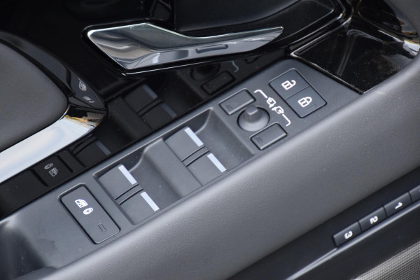 Land Rover Range Rover Evoque P300e PHEV AWD Autobiography