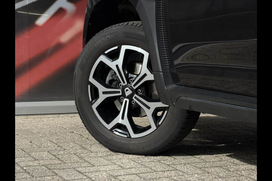 Dacia Duster 1.3 TCe Prestige / Trekhaak (1.500 KG) / Camera / Sensoren Achter / LM 17'' /