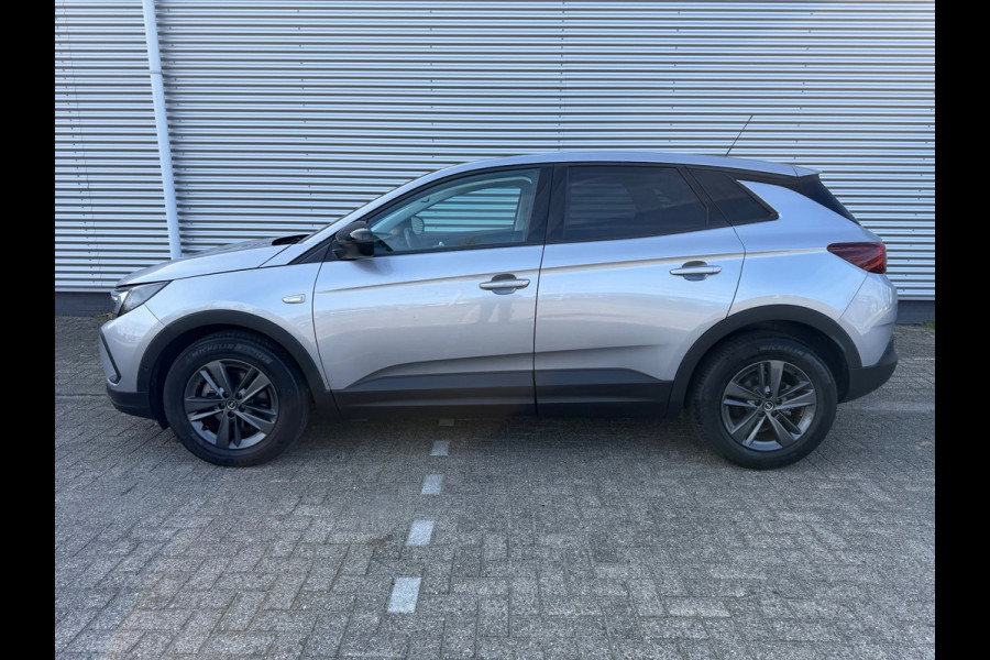 Opel Grandland 1.2 Turbo Business Edition,Carplay,Afneembare trekhaak,360Camera/parkeersensoren,