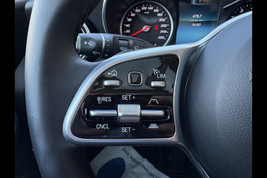 Mercedes-Benz GLC 300e 4MATIC 320pk | Plug-in Hybride | PHEV | Panoramadak | Achteruitrijcamera | Adaptive cruise control