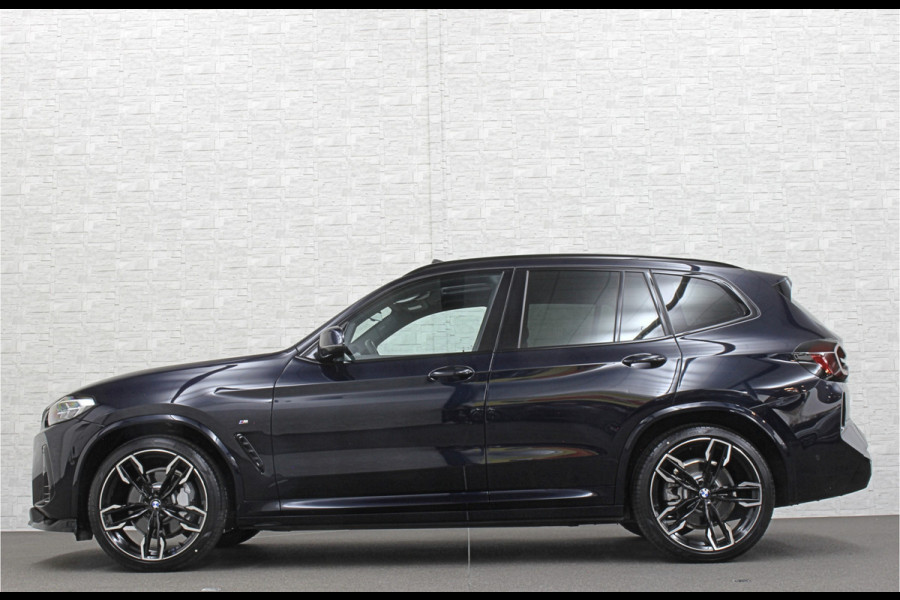 BMW iX3 M-Sport 80 kWh | Panorama | Leder | 99% SOH | ACC | Trekhaak | Memory | Camera | 3-Zone Clima | Carplay | Getint Glas | Black-Optic | Stoelverwarming | Draadloos Laden | Bovag Garantie |
