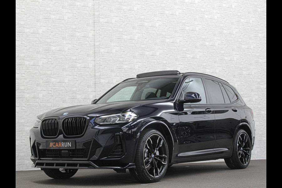 BMW iX3 M-Sport 80 kWh | Panorama | Leder | 99% SOH | ACC | Trekhaak | Memory | Camera | 3-Zone Clima | Carplay | Getint Glas | Black-Optic | Stoelverwarming | Draadloos Laden | Bovag Garantie |