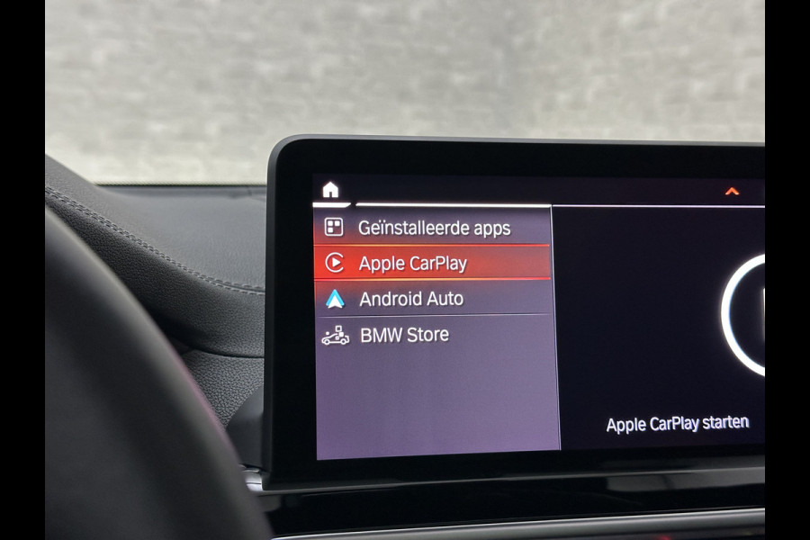 BMW iX3 M-Sport 80 kWh | Panorama | Leder | 99% SOH | ACC | Trekhaak | Memory | Camera | 3-Zone Clima | Carplay | Getint Glas | Black-Optic | Stoelverwarming | Draadloos Laden | Bovag Garantie |