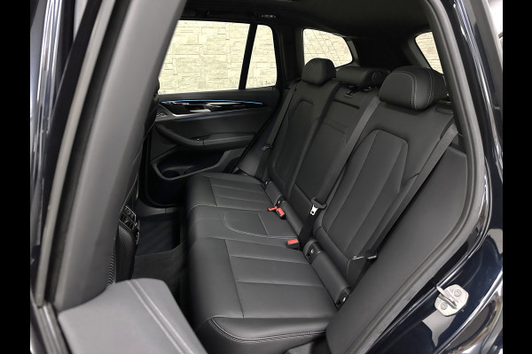 BMW iX3 M-Sport 80 kWh | Panorama | Leder | 99% SOH | ACC | Trekhaak | Memory | Camera | 3-Zone Clima | Carplay | Getint Glas | Black-Optic | Stoelverwarming | Draadloos Laden | Bovag Garantie |