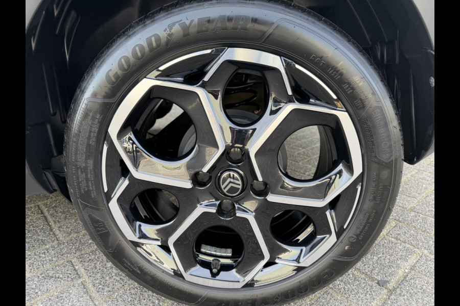 Citroën C3 100pk Max (Camera - LED - Automatische Airco - Navigatie - Parkeersensoren - Draadloos laden - Apple Carplay)