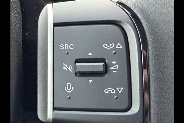 Citroën C3 100pk Max (Camera - LED - Automatische Airco - Navigatie - Parkeersensoren - Draadloos laden - Apple Carplay)