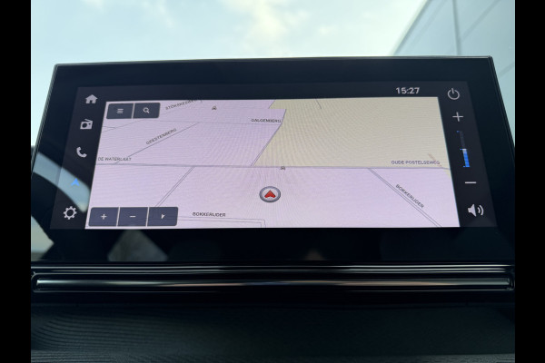 Citroën C3 100pk Max (Camera - LED - Automatische Airco - Navigatie - Parkeersensoren - Draadloos laden - Apple Carplay)