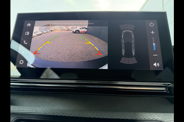 Citroën C3 100pk Max (Camera - LED - Automatische Airco - Navigatie - Parkeersensoren - Draadloos laden - Apple Carplay)