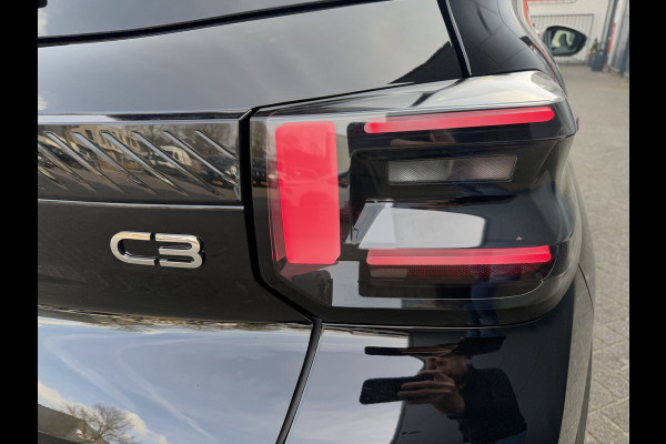 Citroën C3 100pk Max (Camera - LED - Automatische Airco - Navigatie - Parkeersensoren - Draadloos laden - Apple Carplay)