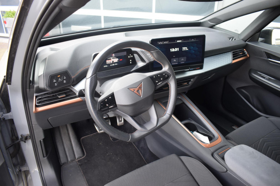 CUPRA Born Adrenaline One 62 kWh | Adaptive | Carplay | 19"| Navi | DAB |