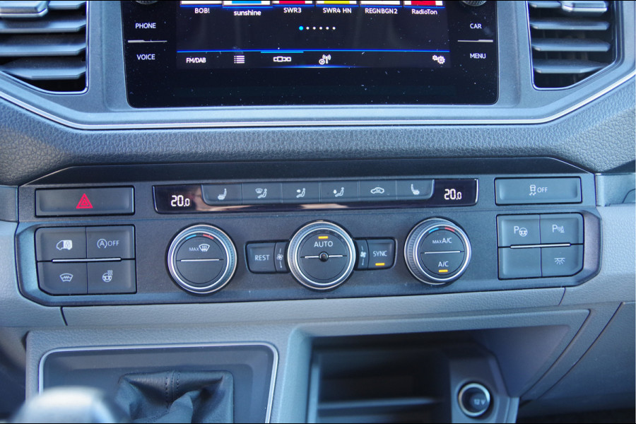 Volkswagen Crafter 35 2.0 TDI L3H3 177PK AUT. LED, ADAPT. CRUISE, STOELVERWARMING, STANDKACHEL, ERGO COMFORT STOEL GEV, CAMERA, NAVI, CLIMA, VOORRU