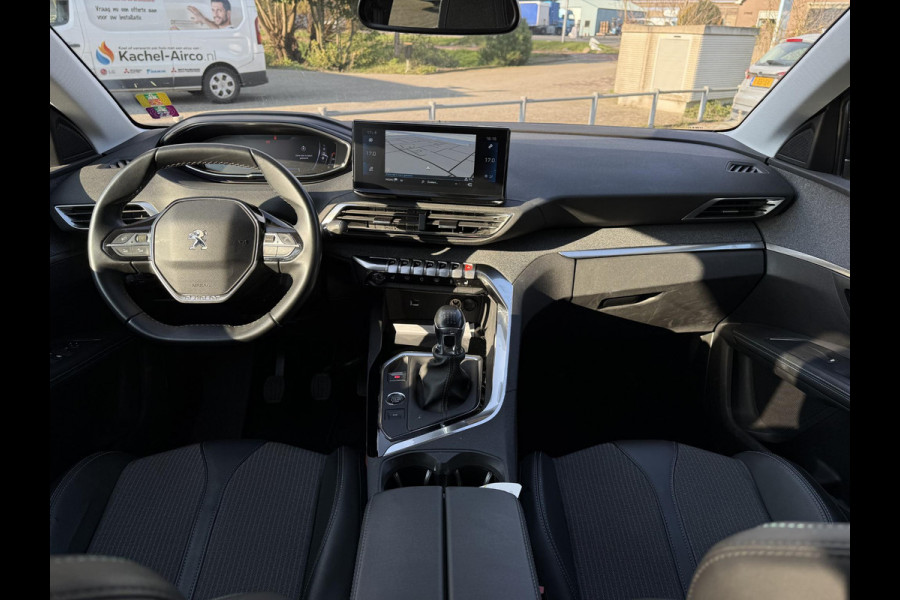 Peugeot 5008 1.2 PureTech Allure Pack Business | Navi | Trekhaak | 7 Pers