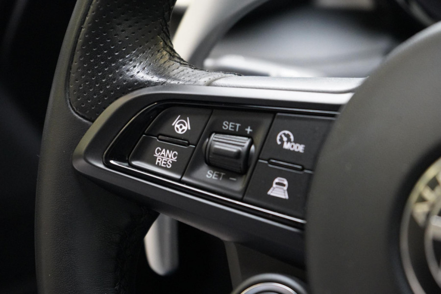 Alfa Romeo Tonale 1.3T PHEV 280pk Veloce | Leder | Memory | Rode remklauwen | 20" | Full options