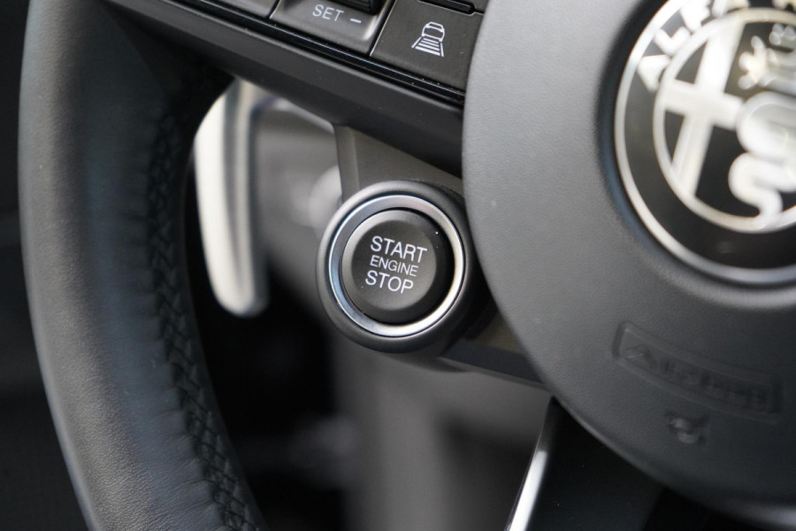 Alfa Romeo Tonale 1.3T PHEV 280pk Veloce | Leder | Memory | Rode remklauwen | 20" | Full options