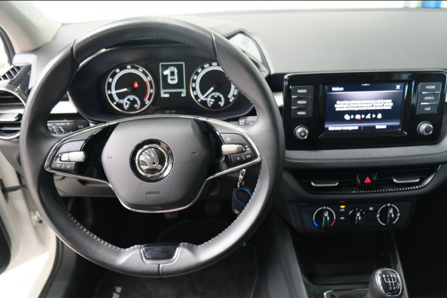 Škoda Fabia 1.0 TSI Ambition - N.A.P. Airco, Cruise, PDC, Carplay.