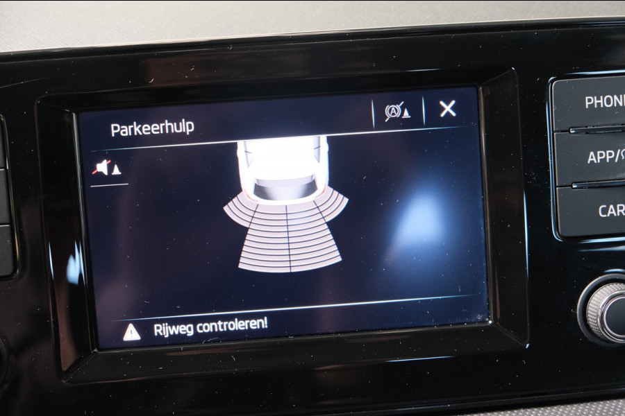 Škoda Fabia 1.0 TSI Ambition - N.A.P. Airco, Cruise, PDC, Carplay.