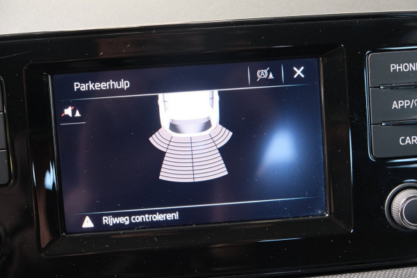 Škoda Fabia 1.0 TSI Ambition - N.A.P. Airco, Cruise, PDC, Carplay.