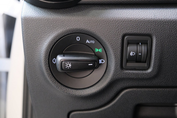 Škoda Fabia 1.0 TSI Ambition - N.A.P. Airco, Cruise, PDC, Carplay.