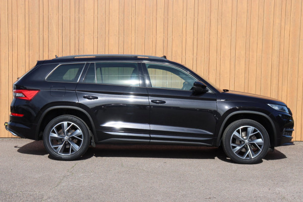 Škoda Kodiaq 1.5 TSI Sportline Business org.NL schuifdak trekhaak el.klep canton leer+verw. camera