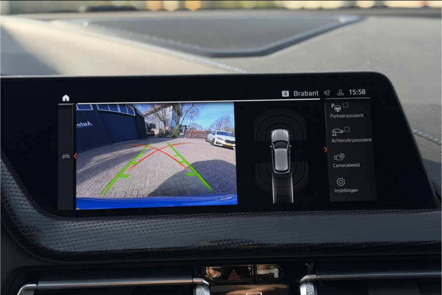 BMW 1-serie 118i M-Sport | M-Kuipstoelen | Camera | Comfort Access | Stoel + Stuurverwarming | Fabr. Garantie 07-2027