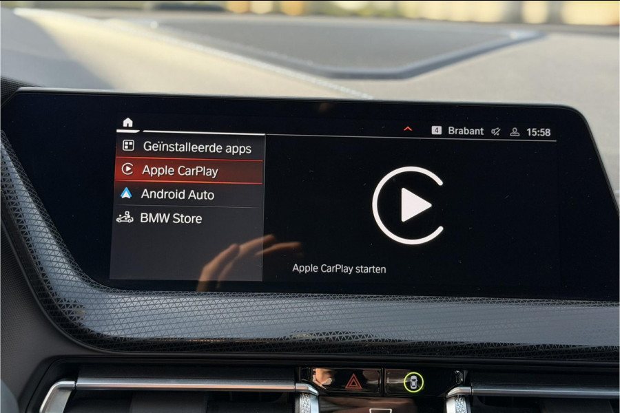 BMW 1-serie 118i M-Sport | M-Kuipstoelen | Camera | Comfort Access | Stoel + Stuurverwarming | Fabr. Garantie 07-2027