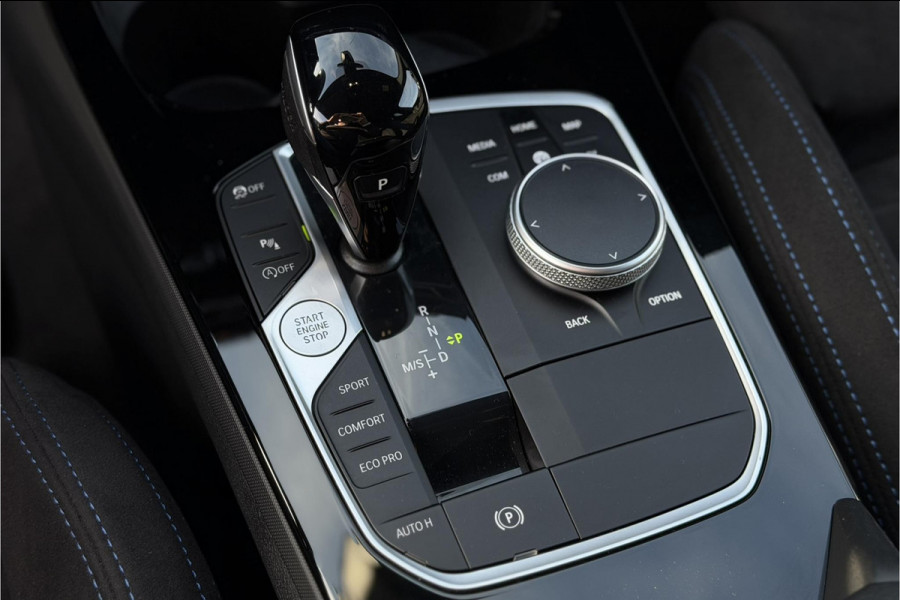 BMW 1-serie 118i M-Sport | M-Kuipstoelen | Camera | Comfort Access | Stoel + Stuurverwarming | Fabr. Garantie 07-2027