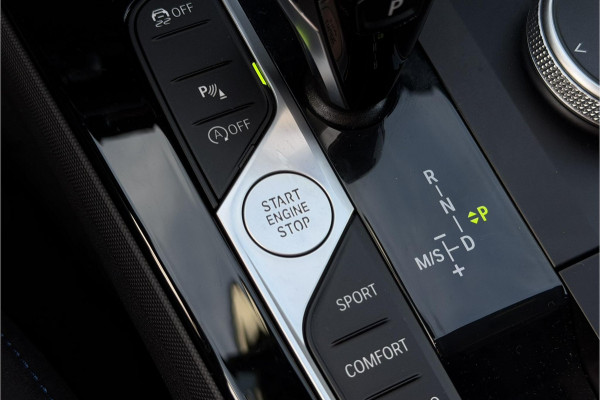 BMW 1-serie 118i M-Sport | M-Kuipstoelen | Camera | Comfort Access | Stoel + Stuurverwarming | Fabr. Garantie 07-2027