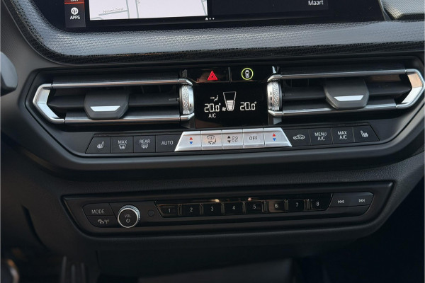 BMW 1-serie 118i M-Sport | M-Kuipstoelen | Camera | Comfort Access | Stoel + Stuurverwarming | Fabr. Garantie 07-2027