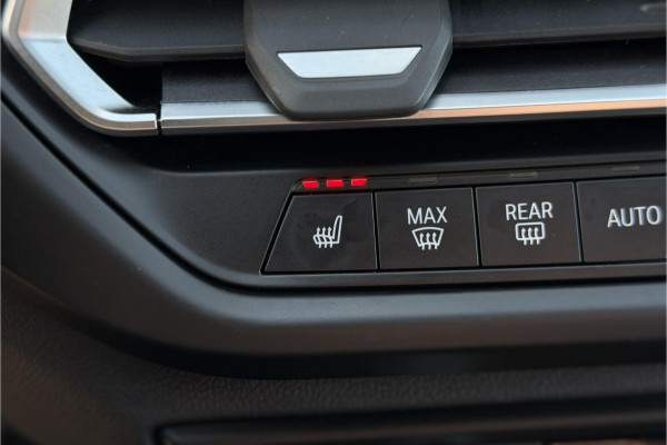 BMW 1-serie 118i M-Sport | M-Kuipstoelen | Camera | Comfort Access | Stoel + Stuurverwarming | Fabr. Garantie 07-2027