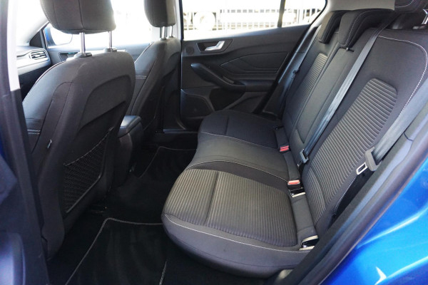 Ford Focus 1.0 EcoB.125PK Hybrid Titanium X Digi-Dash/B&O/ Camera/Parking Pack.