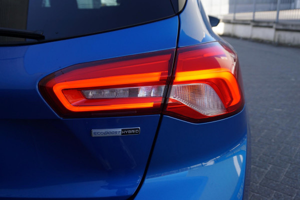 Ford Focus 1.0 EcoB.125PK Hybrid Titanium X Digi-Dash/B&O/ Camera/Parking Pack.