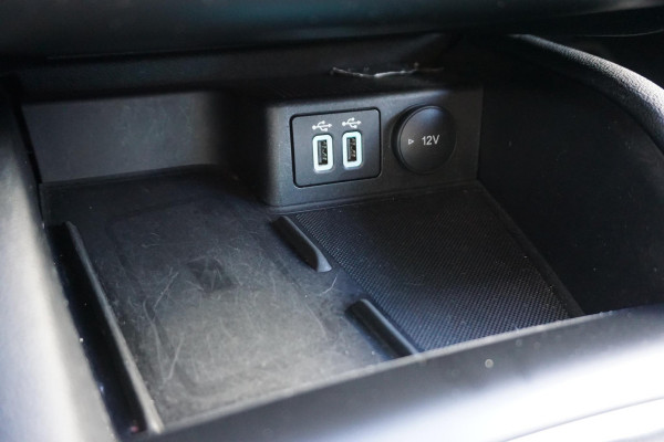 Ford Focus 1.0 EcoB.125PK Hybrid Titanium X Digi-Dash/B&O/ Camera/Parking Pack.