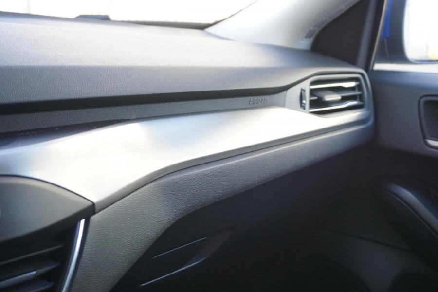 Ford Focus 1.0 EcoB.125PK Hybrid Titanium X Digi-Dash/B&O/ Camera/Parking Pack.