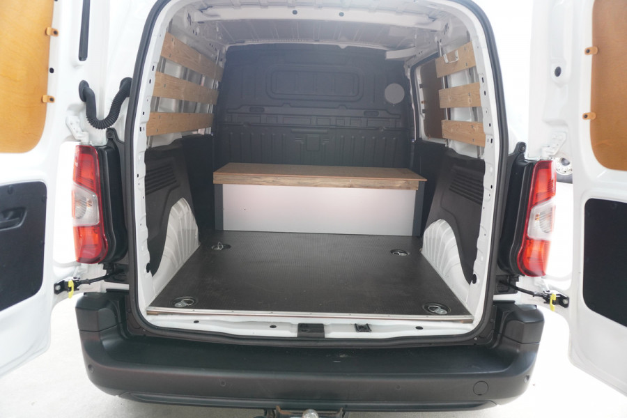Toyota PROACE CITY 1.5 D-4D 102PK Live nr. V157| Airco | Cruise | Camera | Trekhaak | Apple CP-Android auto