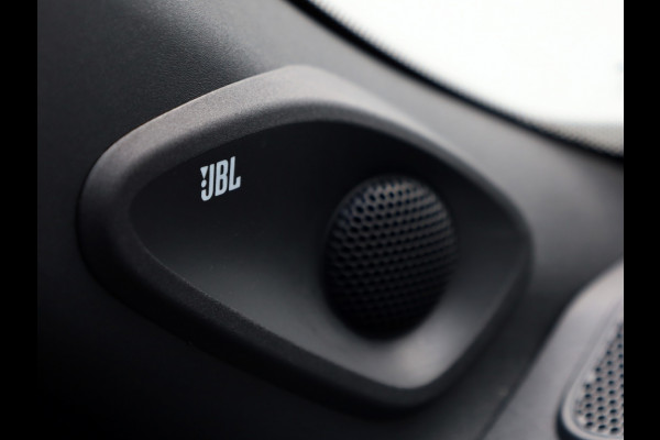 Toyota Yaris Cross 1.5 Hybrid Adventure | JBL | El Achterklep | Stoelverwarming