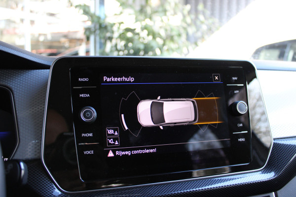Volkswagen T-Cross TSI 115PK LIFE EDITION CARPLAY/PDC/IQ-DRIVE fabrieksgarantie