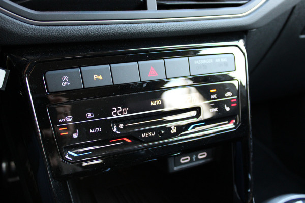 Volkswagen T-Cross TSI 115PK LIFE EDITION CARPLAY/PDC/IQ-DRIVE fabrieksgarantie