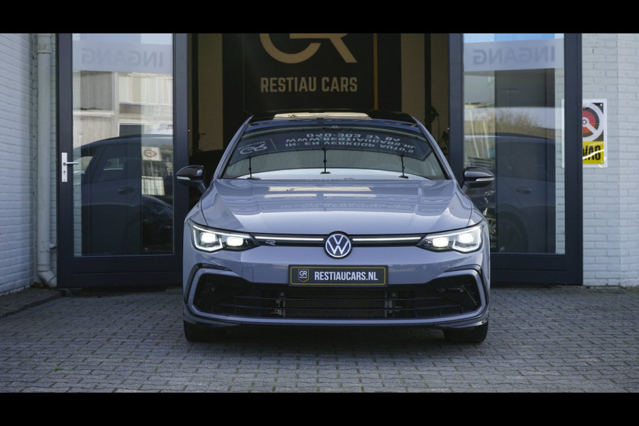 Volkswagen Golf 1.5 TSI R-Line Black Style AUTOMAAT-ACC-CAMERA-HARMAN KARDON-IQ LIGHT-KEYLESS-PANORAMA-STOELVERWARMING