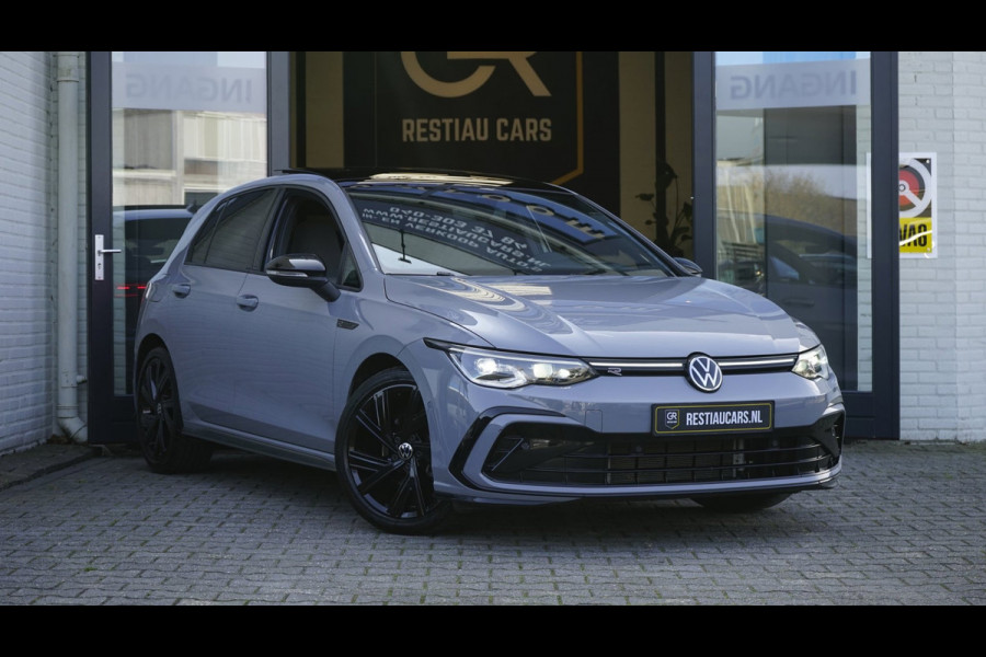 Volkswagen Golf 1.5 TSI R-Line Black Style AUTOMAAT-ACC-CAMERA-HARMAN KARDON-IQ LIGHT-KEYLESS-PANORAMA-STOELVERWARMING