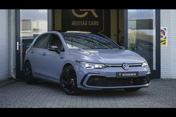 Volkswagen Golf 1.5 TSI R-Line Black Style AUTOMAAT-ACC-CAMERA-HARMAN KARDON-IQ LIGHT-KEYLESS-PANORAMA-STOELVERWARMING