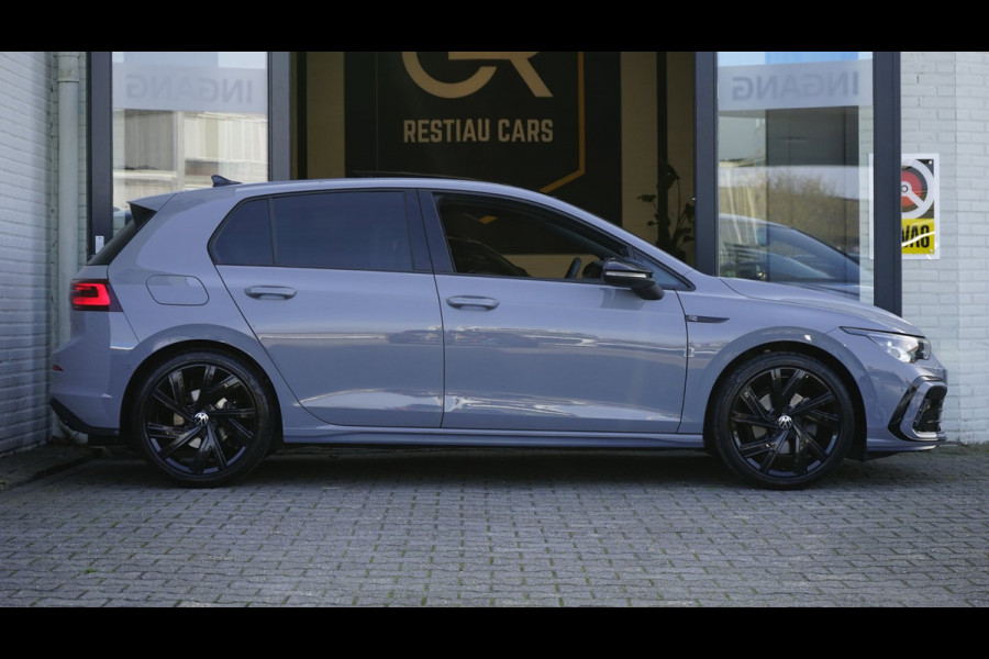 Volkswagen Golf 1.5 TSI R-Line Black Style AUTOMAAT-ACC-CAMERA-HARMAN KARDON-IQ LIGHT-KEYLESS-PANORAMA-STOELVERWARMING