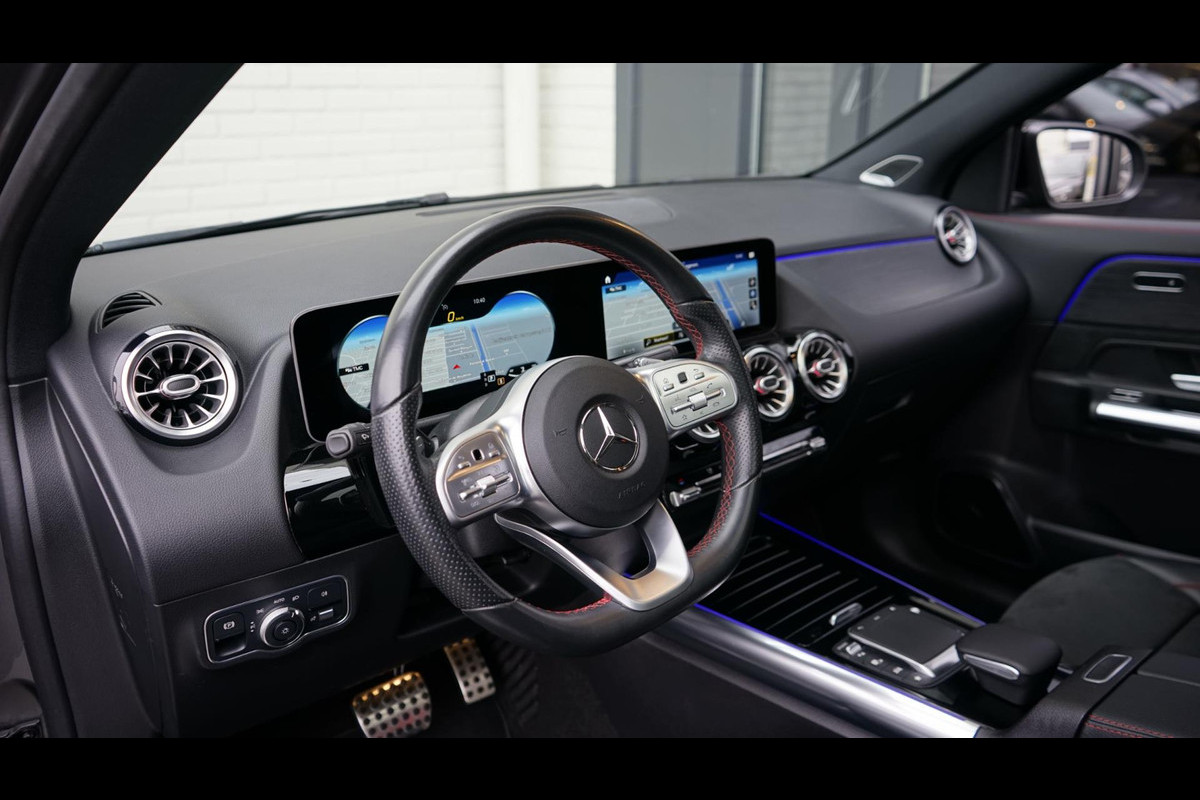 Mercedes-Benz GLA 250 4MATIC AMG NIGHT AUTOMAAT-360 CAMERA-AMBIANCE-BURMESTER-KEYLESS-NAVIGATIE-PANO-WINTER-Etc.