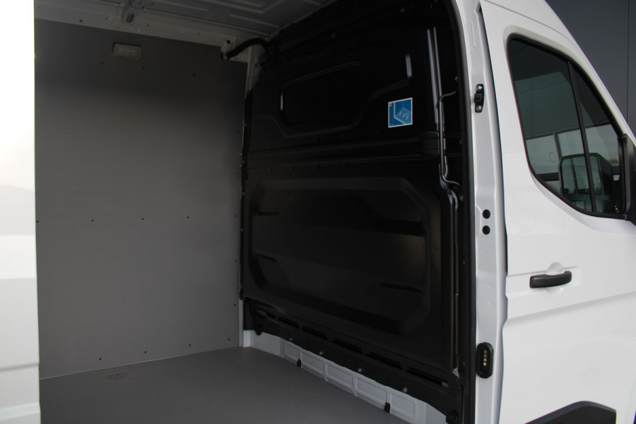 Renault Master E-Tech T35 L3H2 Advance long range 87 kWh 143pk - Camera - Voorruit verwarming - Cruise - LED - Carplay/Android - Rijklaar