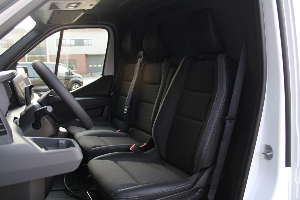 Renault Master E-Tech T35 L3H2 Advance long range 87 kWh 143pk - Camera - Voorruit verwarming - Cruise - LED - Carplay/Android - Rijklaar