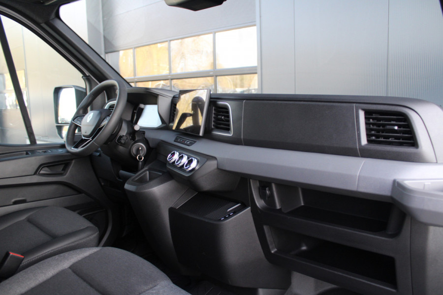 Renault Master E-Tech T35 L3H2 Advance long range 87 kWh 143pk - Camera - Voorruit verwarming - Cruise - LED - Carplay/Android - Rijklaar