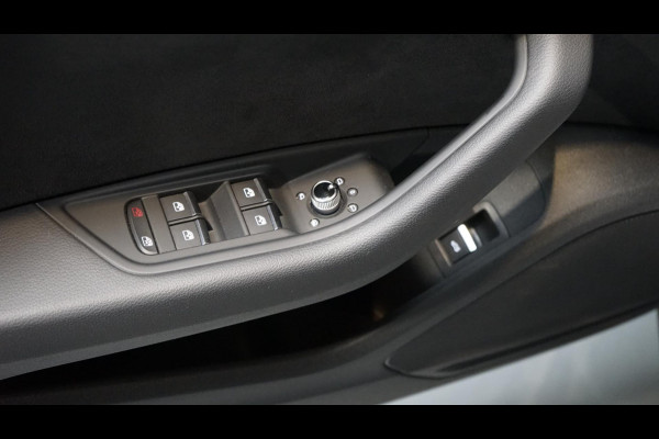 Audi A5 Sportback 35 TFSI 3x S-Line Black Optik AUTOMAAT-ACC-ALCANTARA-AUDI SOUND-CAMERA-KEYLESS-MATRIX-PANORAMA-