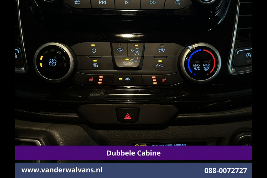 Ford Transit Custom 2.0 TDCI 131pk Automaat L2H1 Dubbele Cabine Euro6 Airco | 2x zijdeur | 5-Zits | Camera | Apple Carplay | LED Android Auto, Cruisecontrol, Trekhaak, Parkeersensoren, LM velgen, Leder, Stoelverwarming, Verwarmde voorruit, Sidebars, Dakdragers, Elektrisch verstelbare bestuurdersstoel