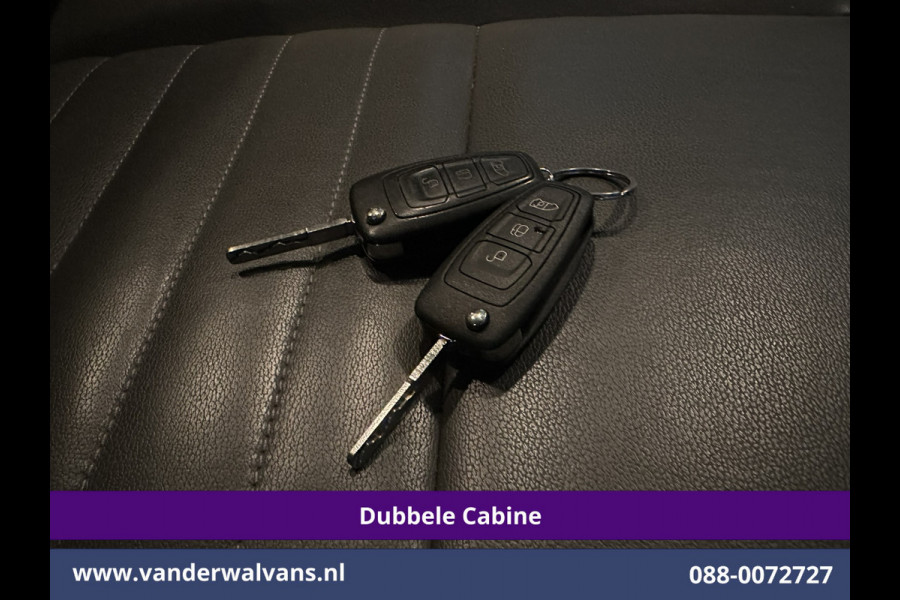 Ford Transit Custom 2.0 TDCI 131pk Automaat L2H1 Dubbele Cabine Euro6 Airco | 2x zijdeur | 5-Zits | Camera | Apple Carplay | LED Android Auto, Cruisecontrol, Trekhaak, Parkeersensoren, LM velgen, Leder, Stoelverwarming, Verwarmde voorruit, Sidebars, Dakdragers, Elektrisch verstelbare bestuurdersstoel