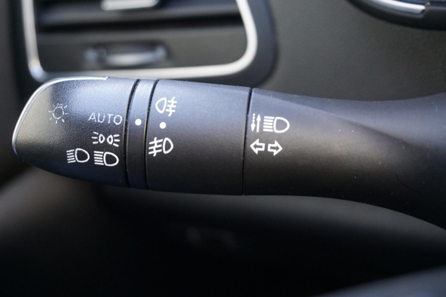 Renault Mégane Estate 1.3 TCe Intens/Trekhaak/Dealeronderhouden/ Automaat.