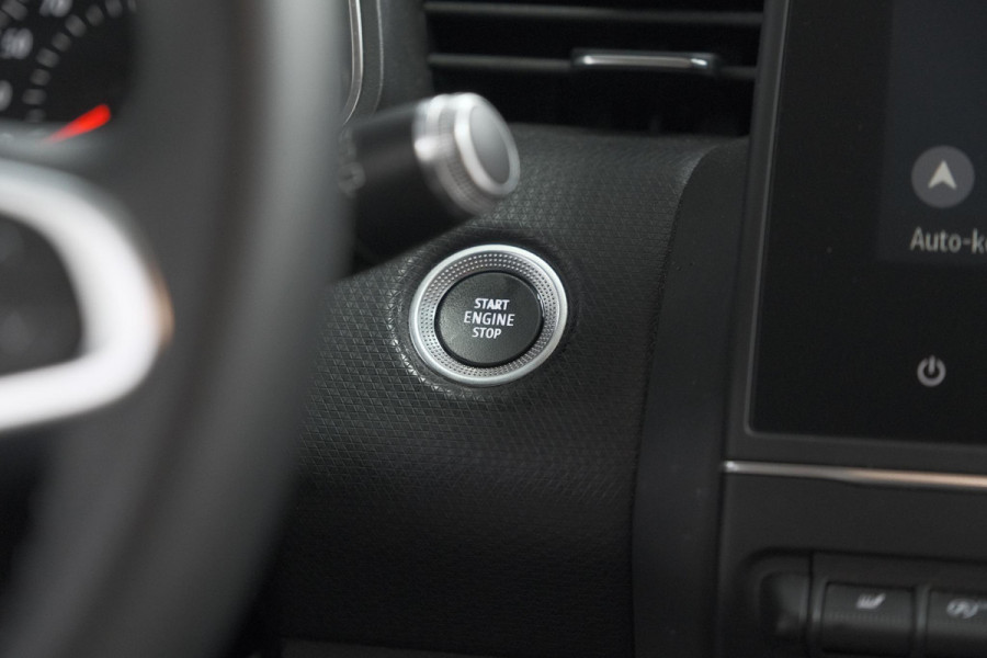 Renault Clio TCe 100 Limited | Stoelverwarming | Apple Carplay | Parkeersensoren